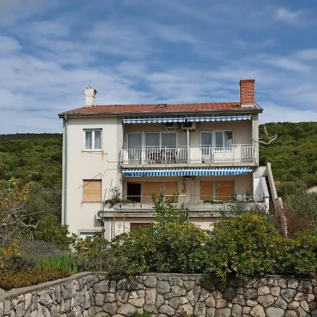 Studio 5410a Apartment