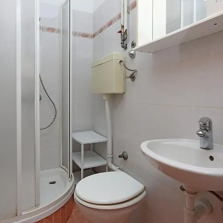Studio 5410a Punat