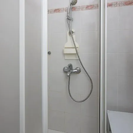 Studio 5410a Apartment *