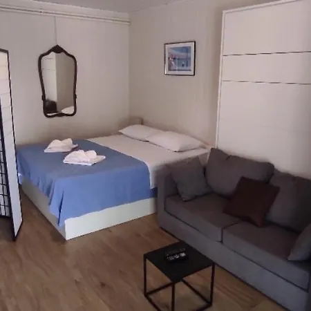 Apartment Studio 5410a *