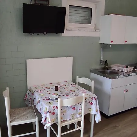 Studio 5410a Apartment